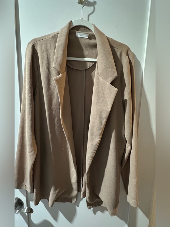 Jackets & Blazers - Light Taupe Open-Front Blazer Jacket - Women's